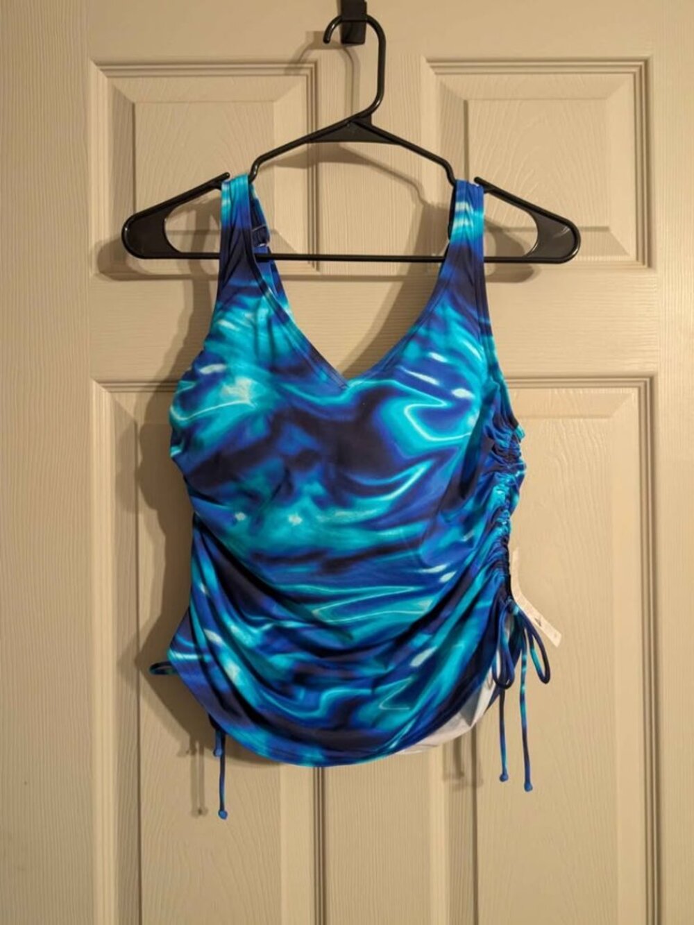 Women's land ends swim top size 8